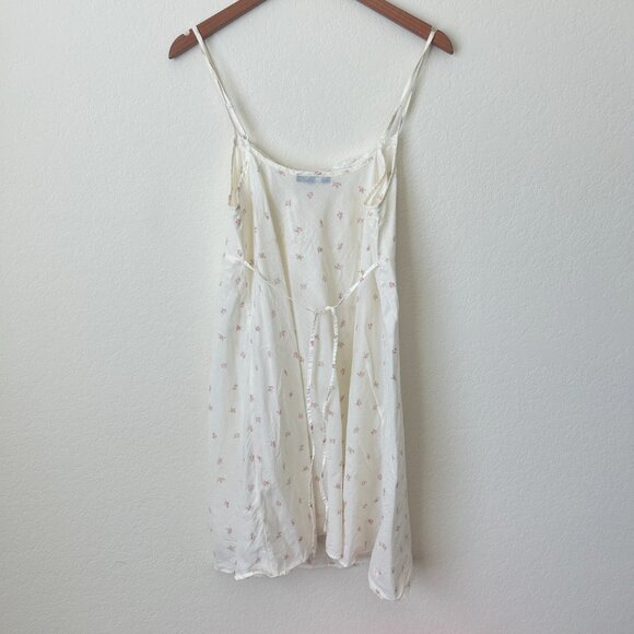 Ralph Lauren White Chemise with Pink Accents - Picture 7 of 10